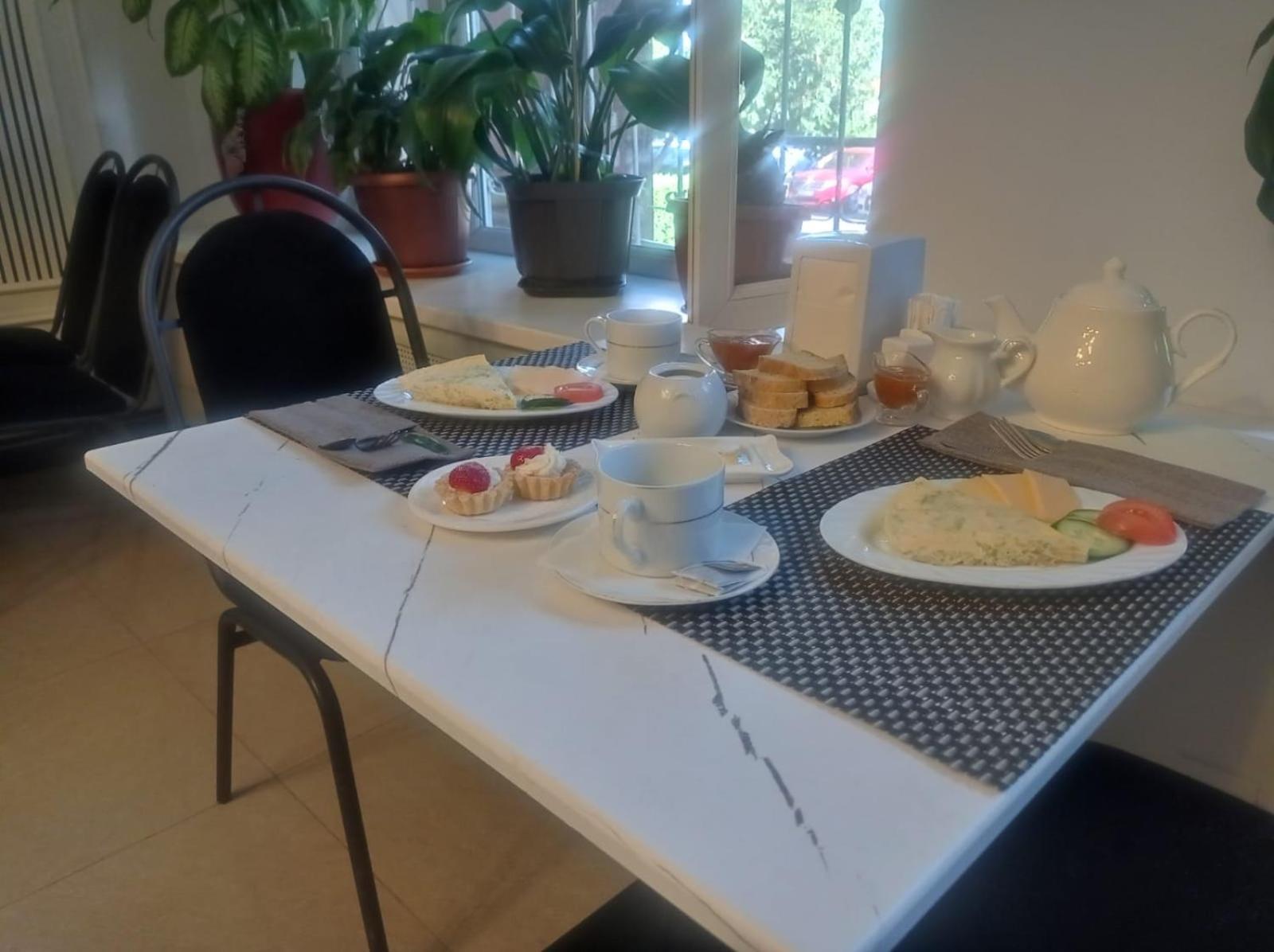 Ajour Hotel Almaty Ngoại thất bức ảnh