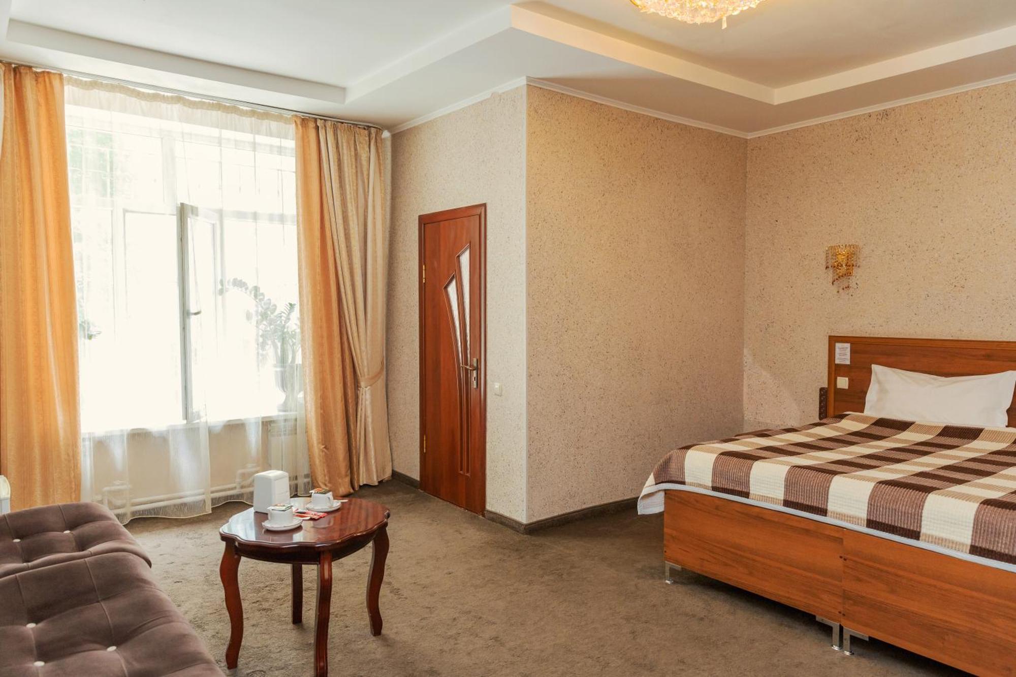 Ajour Hotel Almaty Ngoại thất bức ảnh