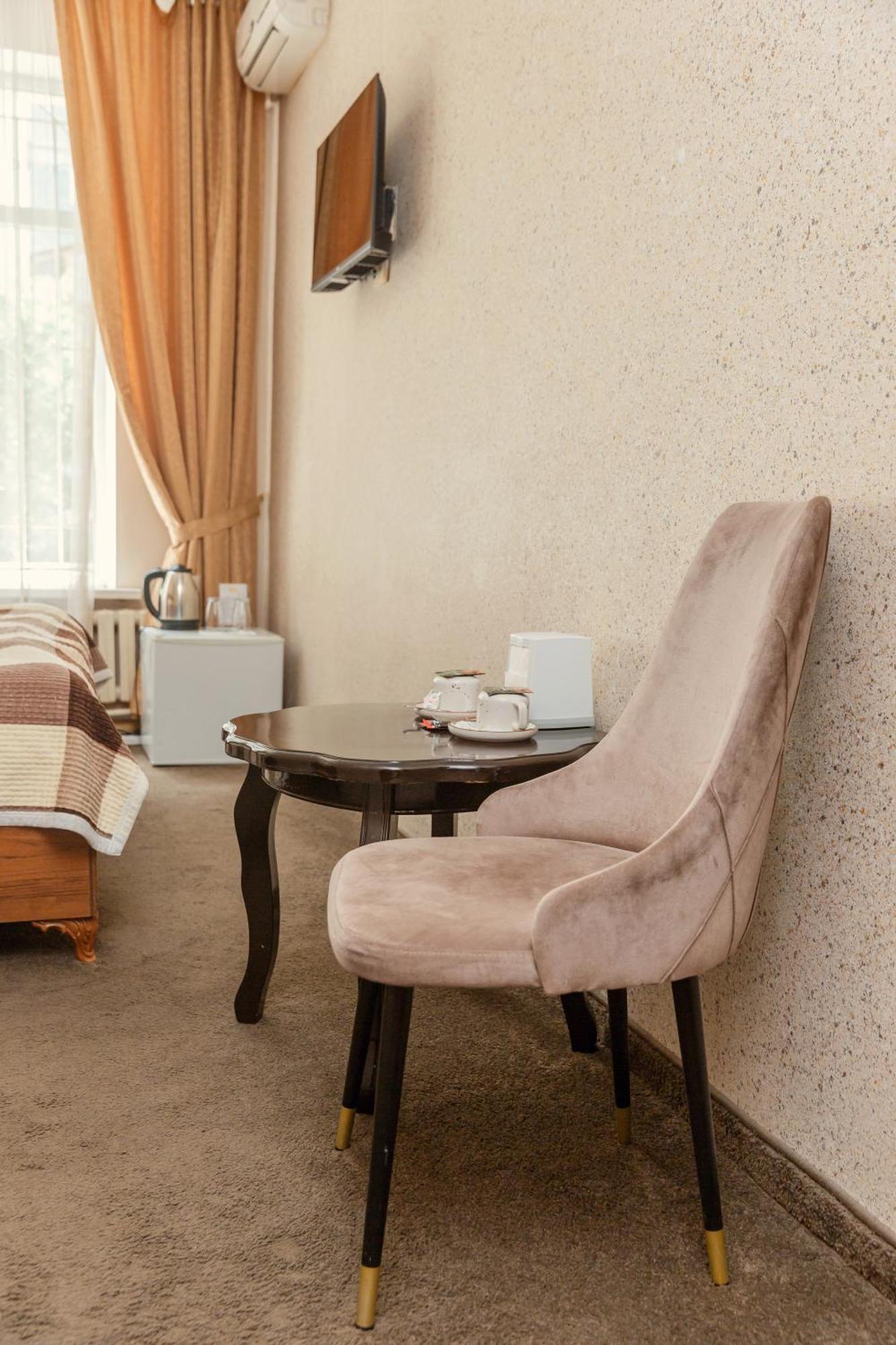 Ajour Hotel Almaty Ngoại thất bức ảnh